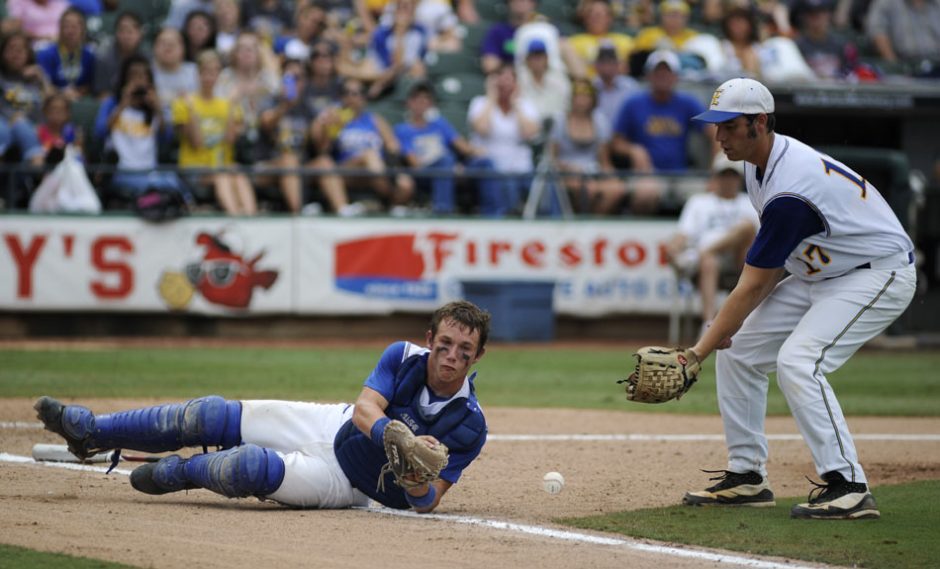 ThorndaleEvadale Texas baseball tourney James Brosher Photography