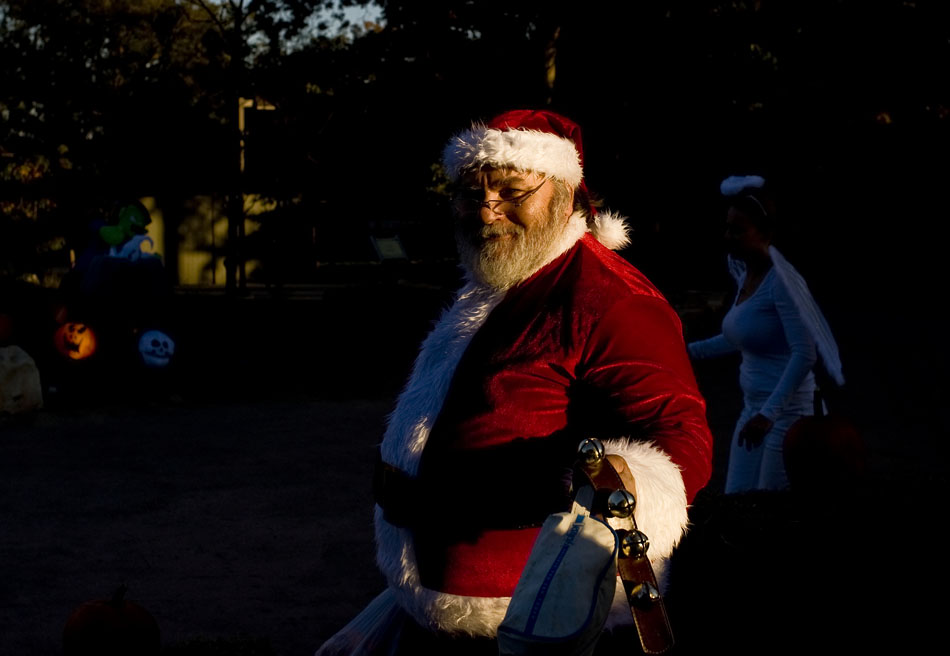 Santa  Claus made an October visit to Peoria, greeting youngsters during Howl-Zoo-Ween on Friday, Oct. 15, 2010, at the Peoria Zoo.