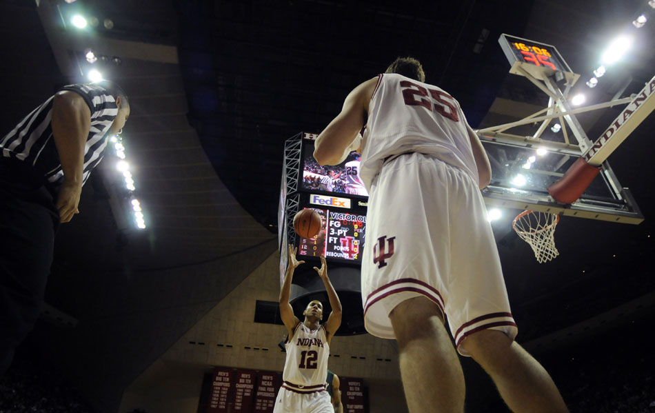 Indiana forward Tom Pritchard (25) inbounds the ball to teammate Verdell Jones III during a game against Mississippi Valley State on Tuesday, Nov. 16, 2010, at Assembly Hall.