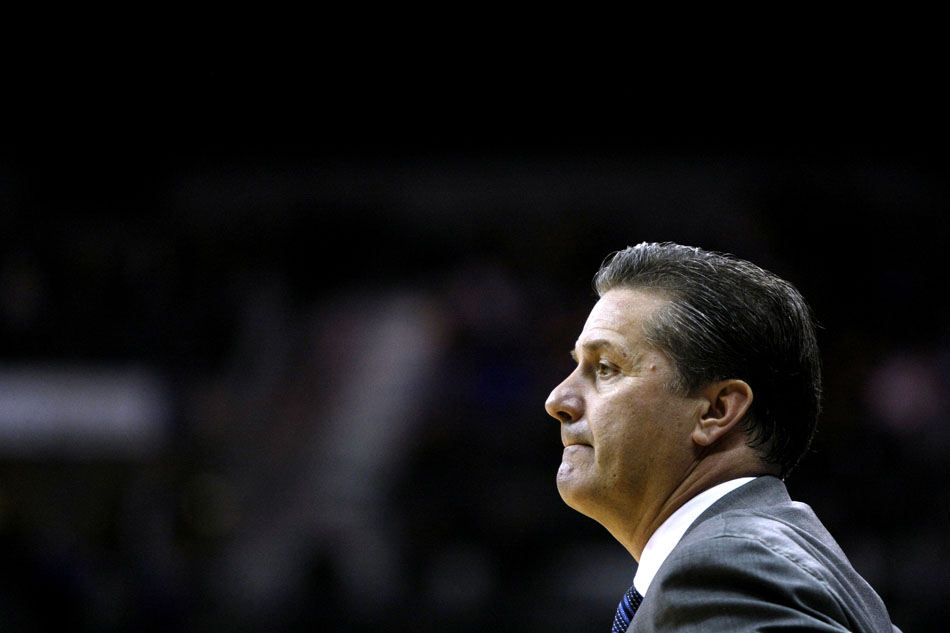 Kentucky coach John Calipari watches the action during the second half of a NCAA men's basketball game on Thursday, Nov. 29, 2012, at the Purcell Pavilion at Notre Dame. (James Brosher/South Bend Tribune)